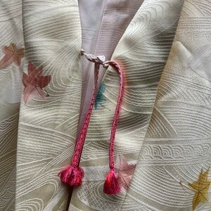 Elegant Kimono with Leaf Pattern